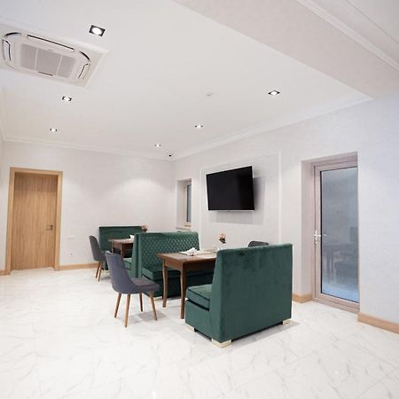 5 Wood Hotel & Spa Tashkent Bagian luar foto