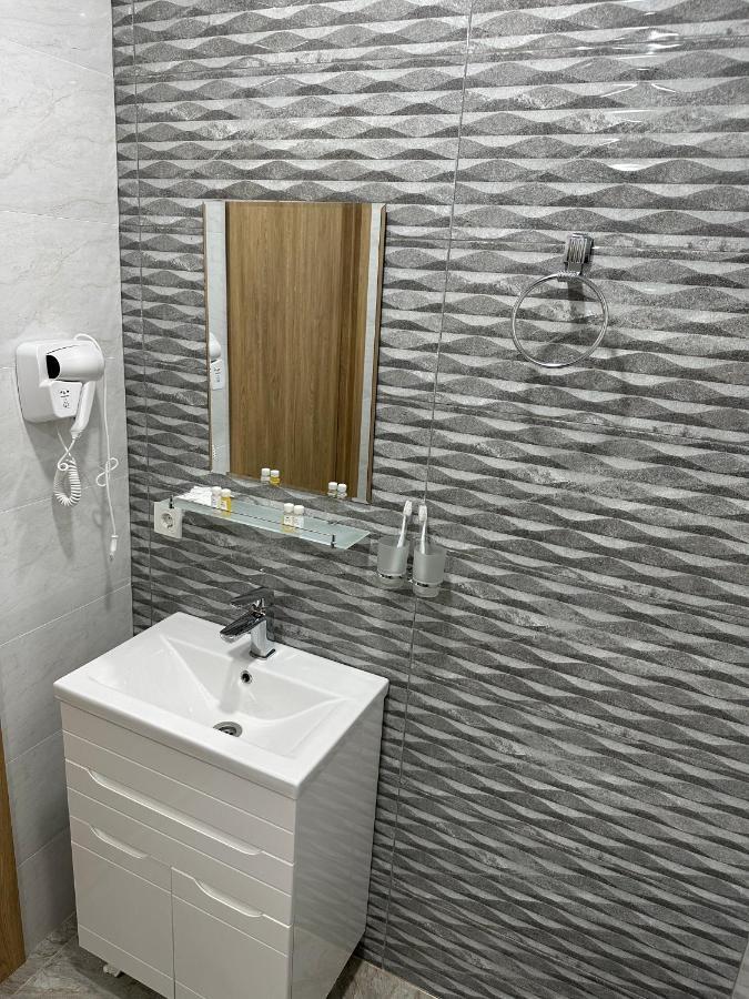 5 Wood Hotel & Spa Tashkent Bagian luar foto